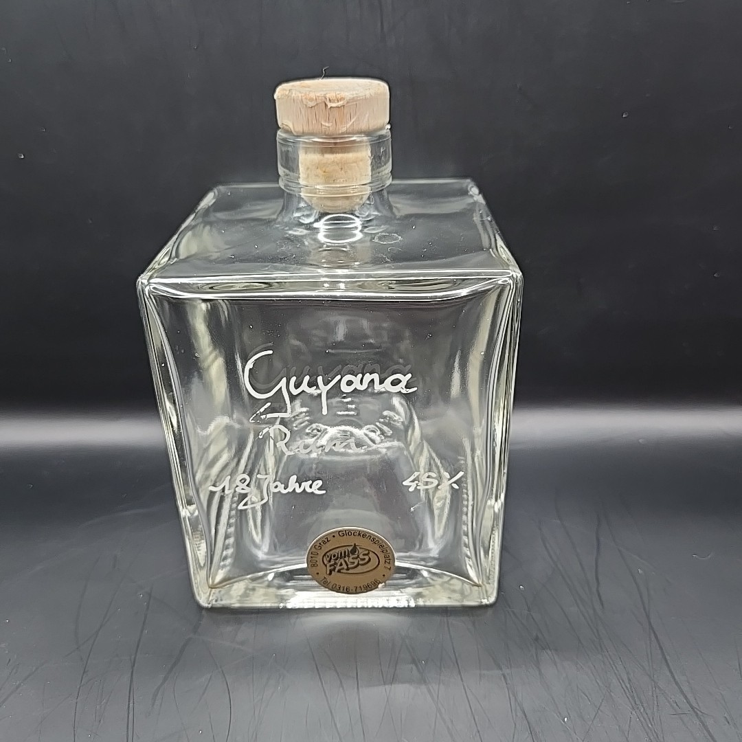 Vom Fass 18-Year-Old Guyana Rum 45% 6" Tall Glass 3.5" Cube Decanter With Cork
