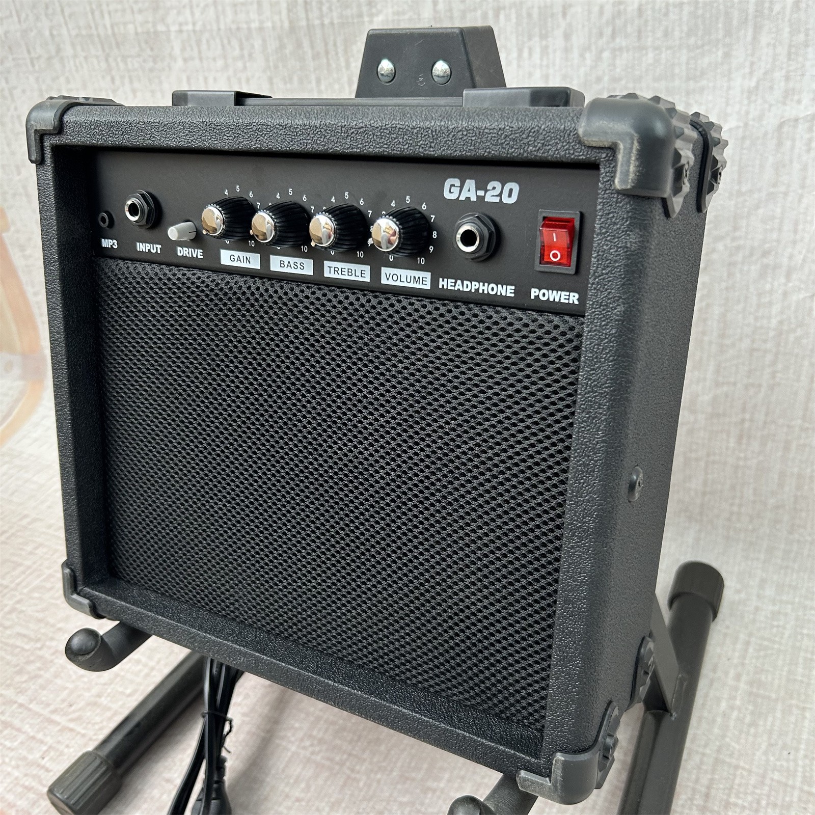 Electric Guitar Speaker 110v15 Watts Suitable for Guitar Bass USA Shipment