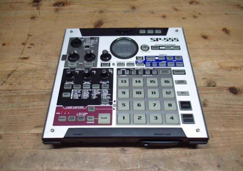Roland SP-555 Creative Sampler Effector MIDI SP555 Tested Japan roland sp 55