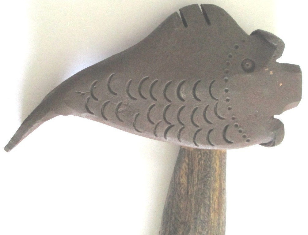 ANTIQUE OLD TOOL CLAW HAMMER FISH SHAPE UNUSUAL RARE