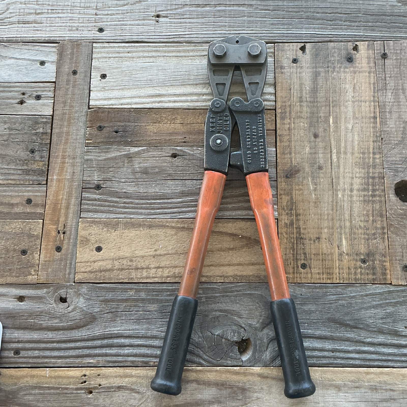 Nicropress 51-C-887  Crimper/Swaging Tool  National Telephone Supply Company