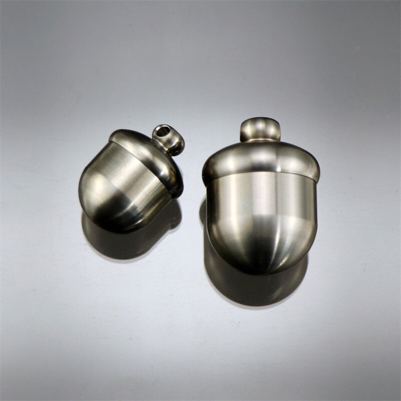 Pure Titanium Pill Holder Case Container Organizer Waterproof Portable Keychain