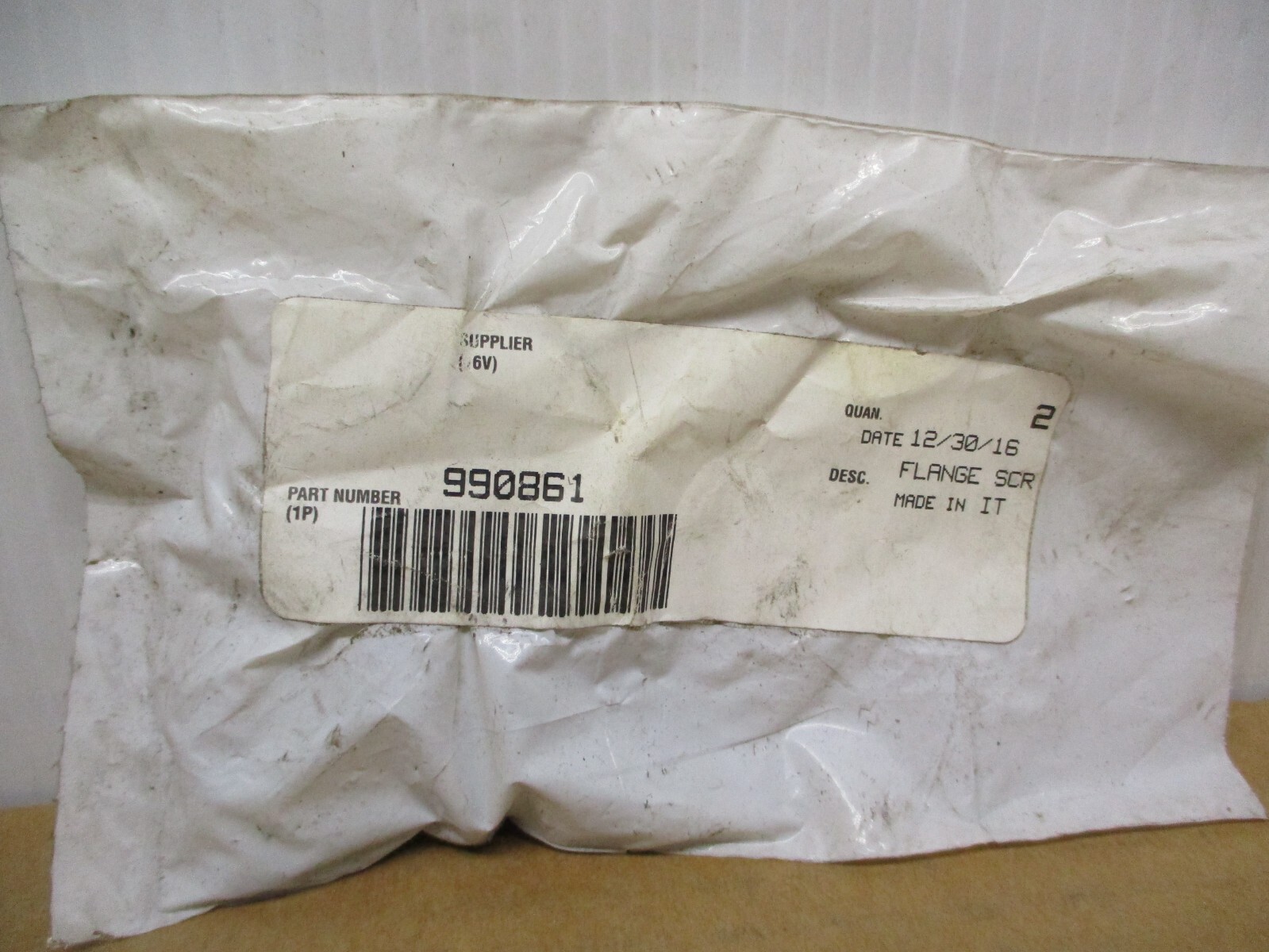 PACK OF 2   VOLVO   FLANGE BOLTS PART NUMBER   990861