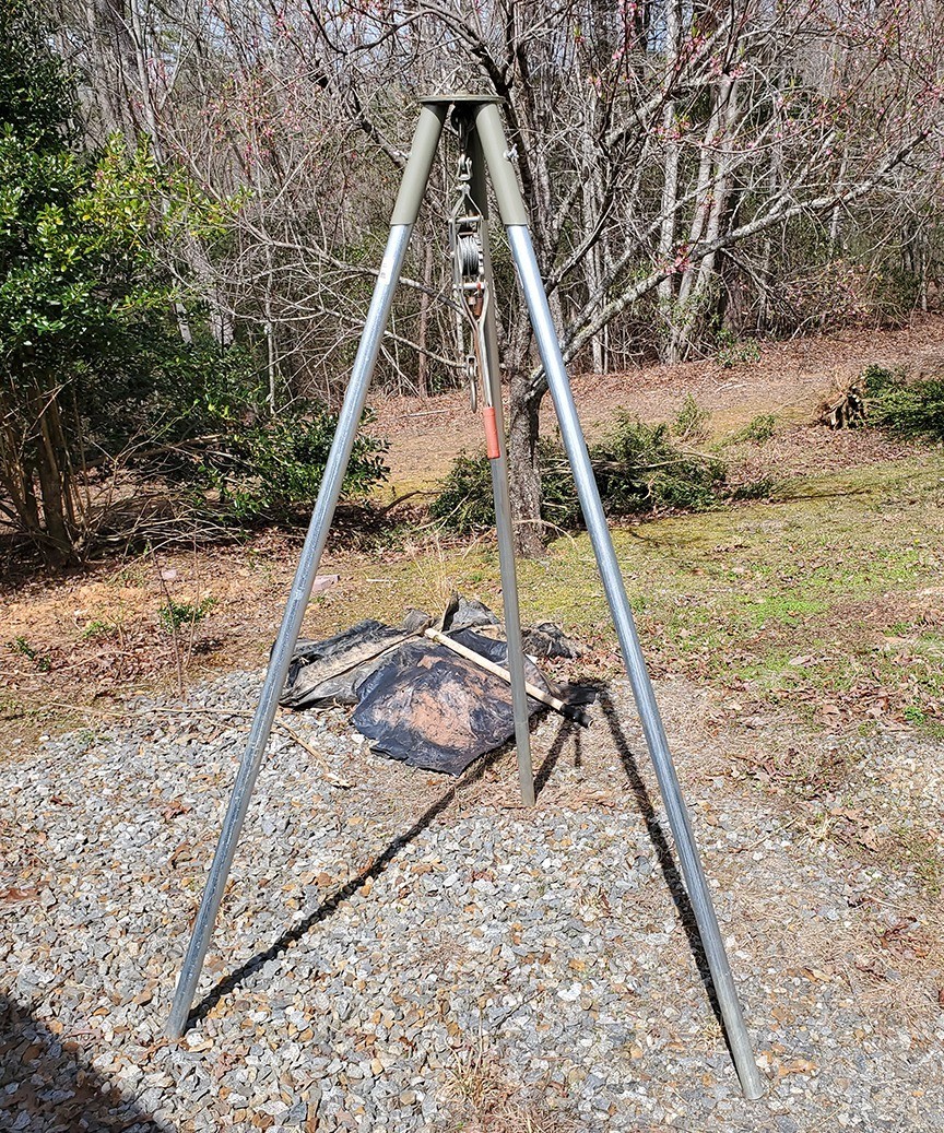 Tripod Header w Pulley Deer Feeder Stump Puller Camping Hunting Hanging Fire Pit