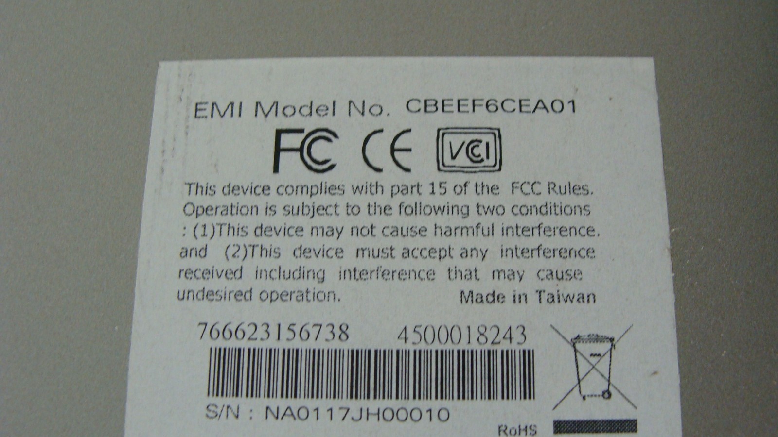 INTELLINET CBEEF6CEA01 8 PORT SWITCH