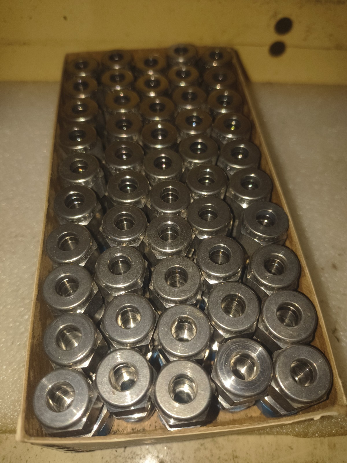 Vintage NOS Swagelock SS400-1-4 Male Connector 1/4tube-1/4male pipe