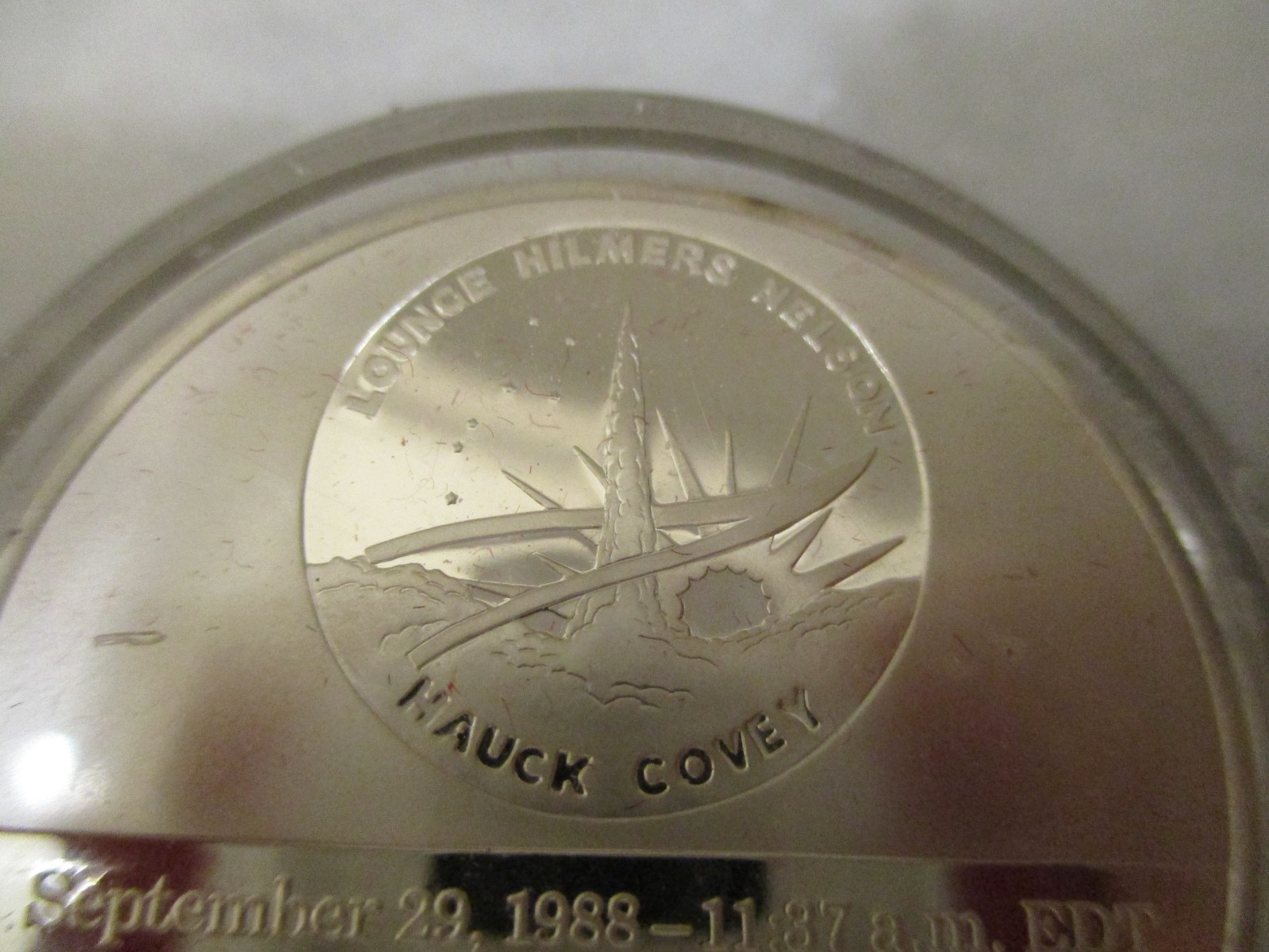 NASA SPACE SHUTTLE CHALLENGER SILVER COINS-2 IN MEMORY.999 +RETURN TO SPACE .925