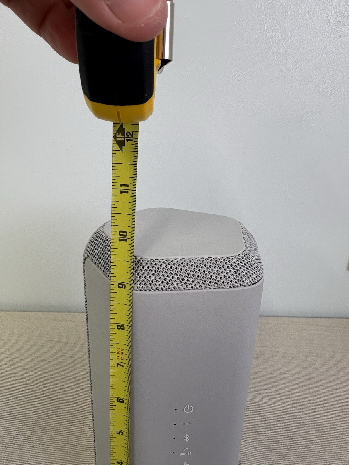 Sony SRSXE300 Bluetooth Table Speaker Gray Polygon Shape Plastic not box