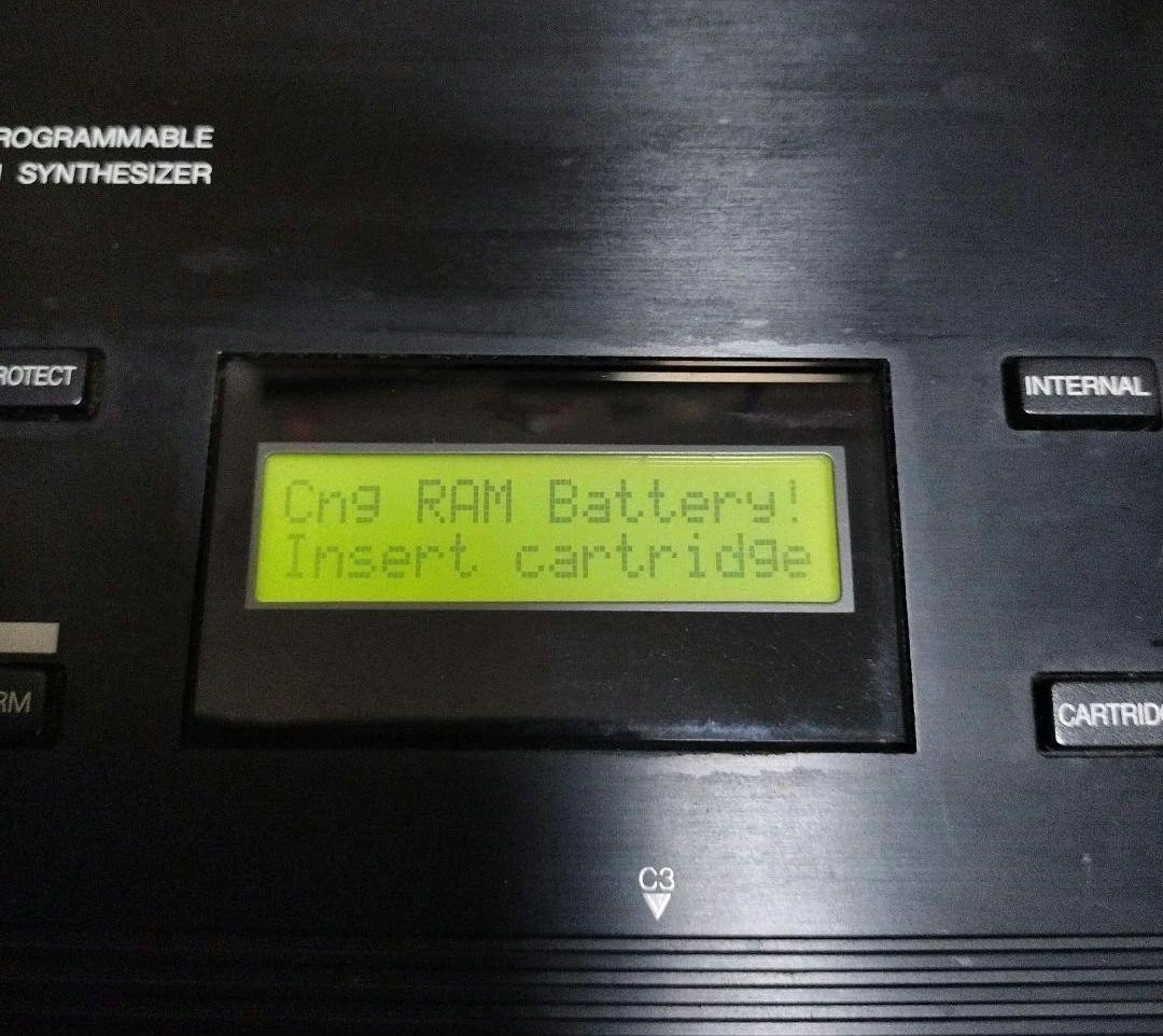 YAMAHA V2 Digital Programmable Algorithm Synthesizer JANK