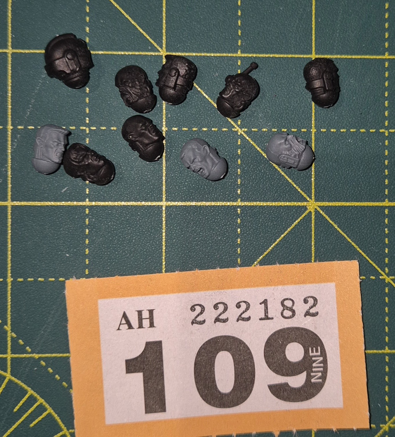 Warhammer 40k Space Marine Death Watch Spare Heads