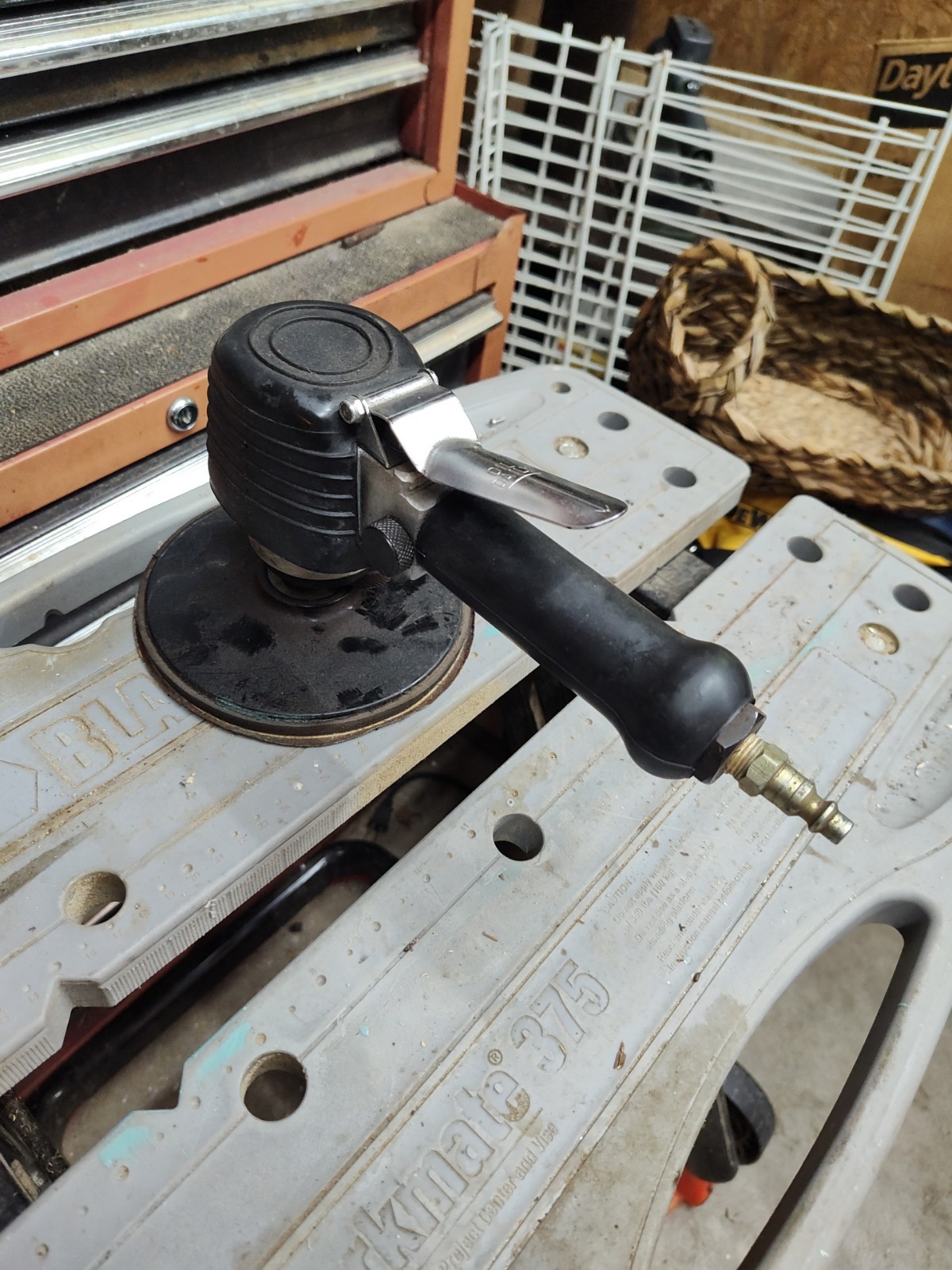 Campbell Hausfeld Dual Action TL1004 Air Sander In Good Condition From Estate