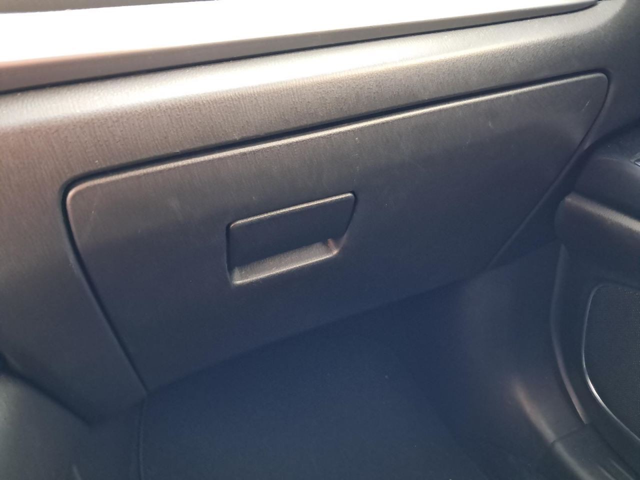 CX-9      2016 Glove Box 4819767