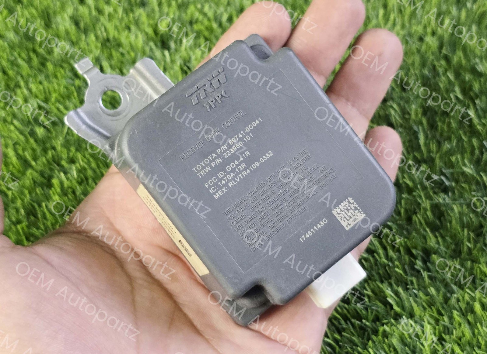 Toyota Tundra 2009-2017 Keyless Entry Control Receiver Module 89741-0C041 OEM