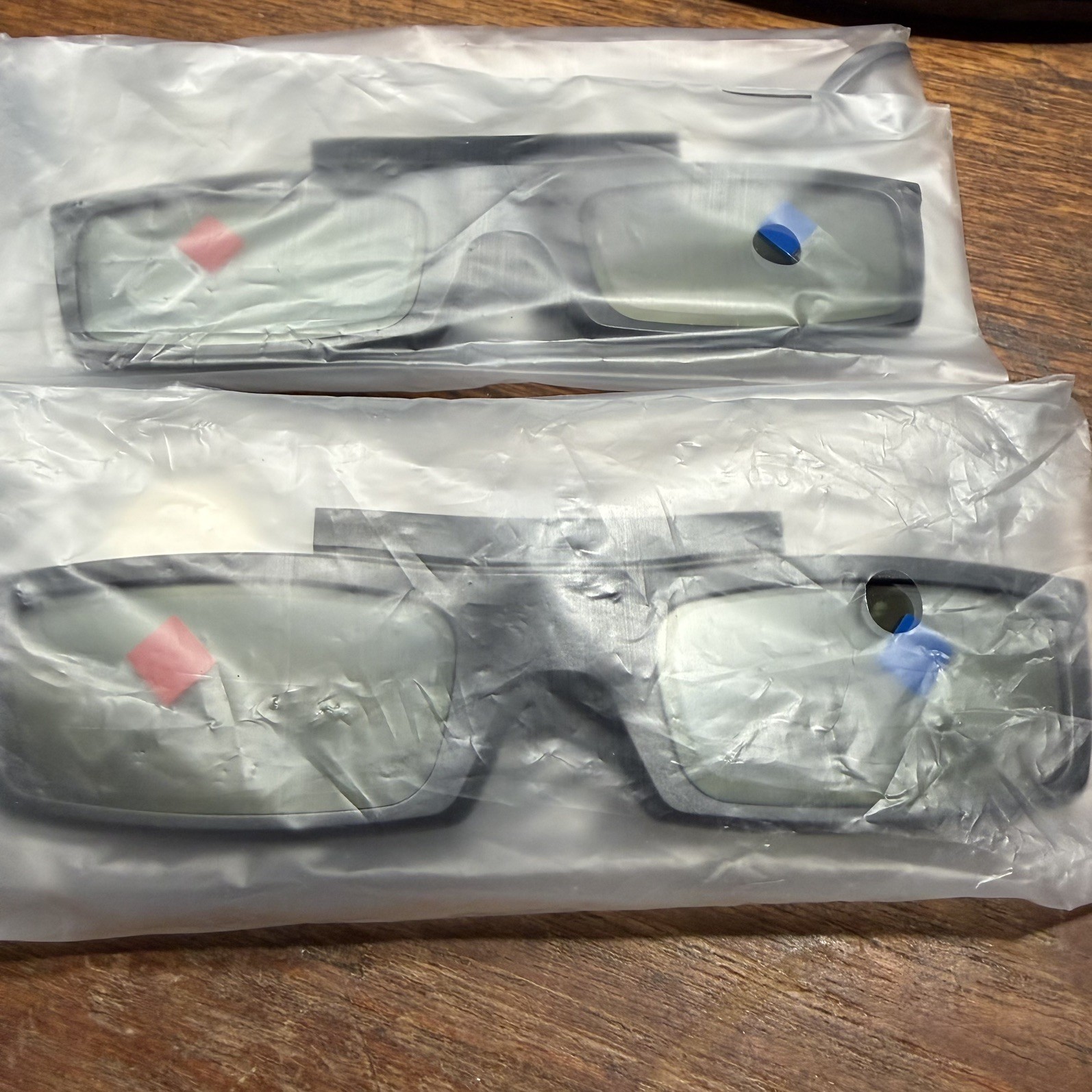 Samsung SSG-5100GB 3D TV Glasses / OPEN BOX WITH SEALED GLASSES.