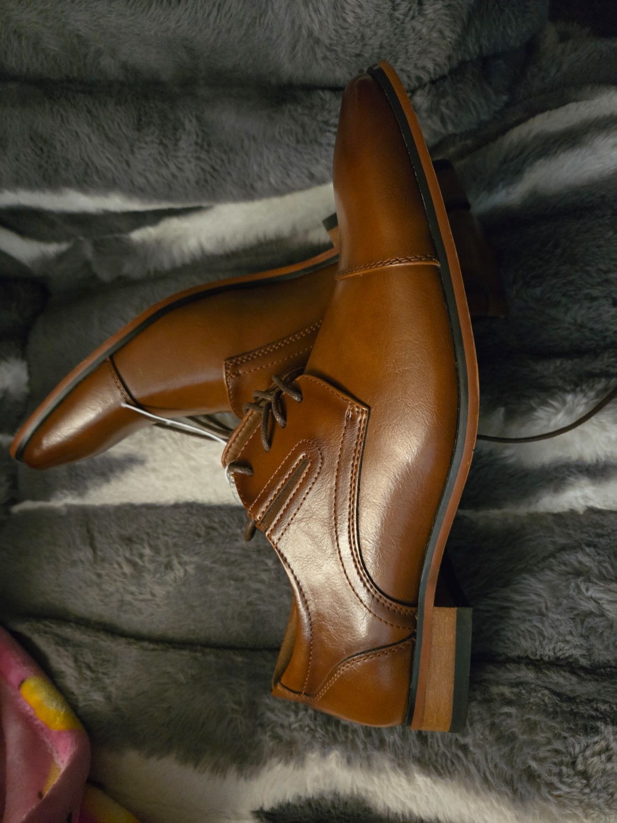 Guess mens dress shoes