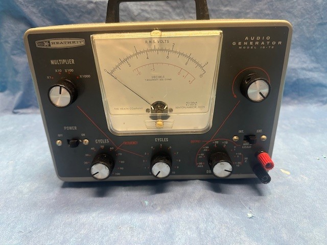 HeathKit IG-72 audio generator
