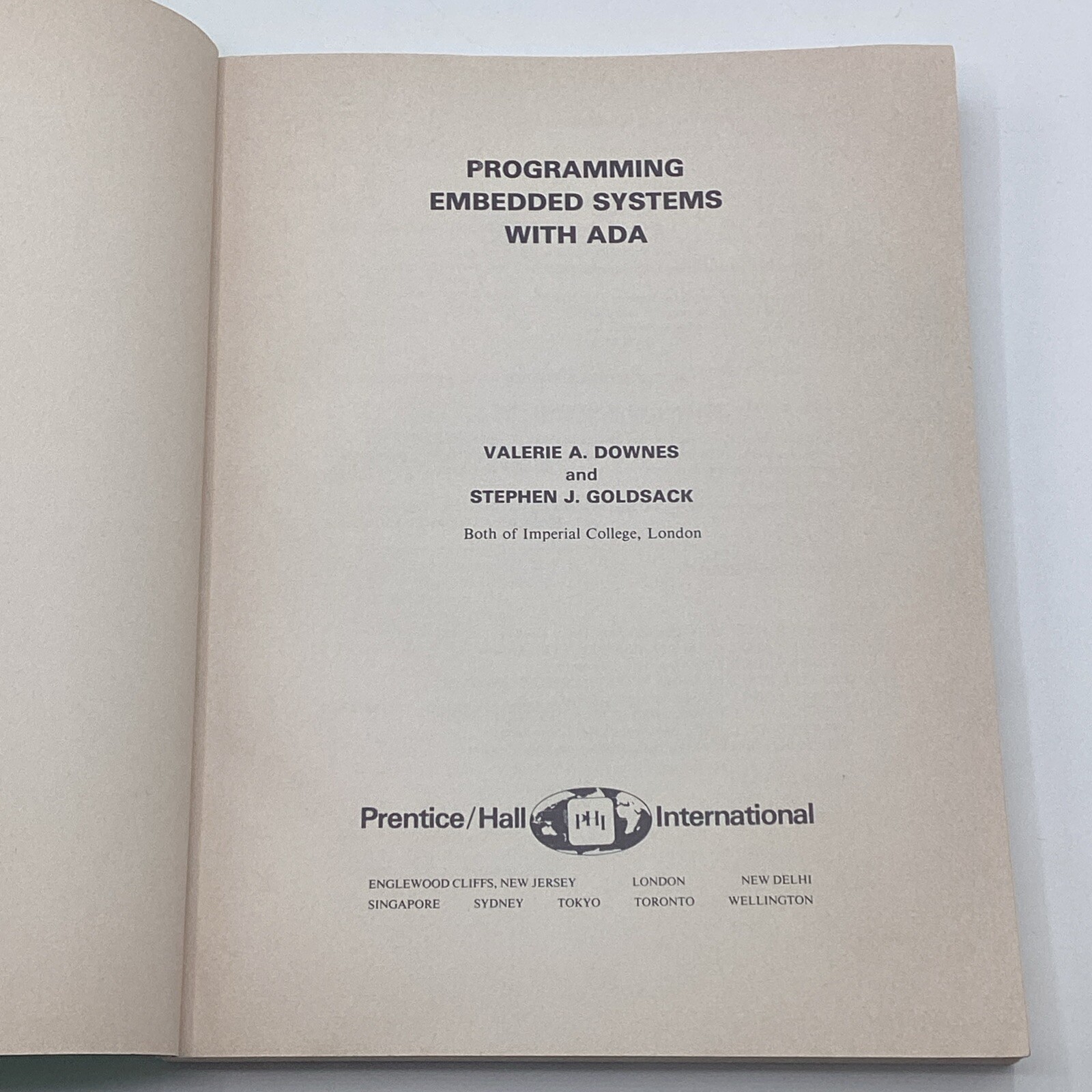 Programming Embedded Systems With ADA Valerie Downes & Stephen Goldsack 1982