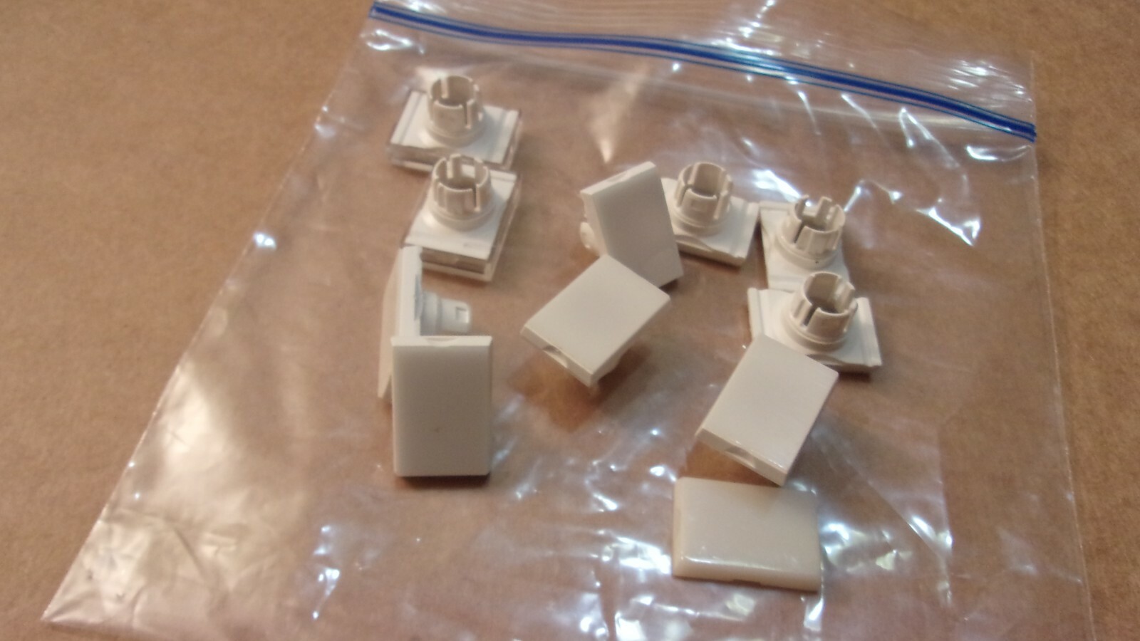 White Lens Inserts for 15mm Buttons, 11pc
