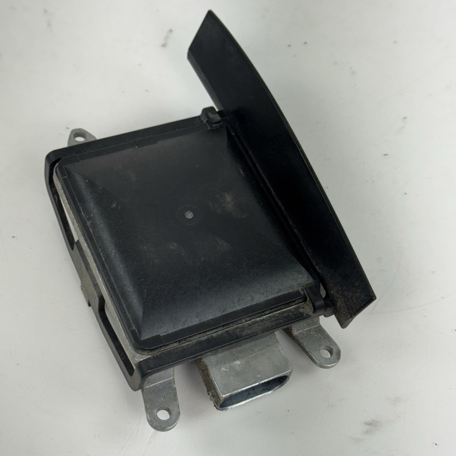 2012 -2017 BMW F10 F07 GT F06 F13 F01 F02 Rear Driver Lane Change Warning Sensor