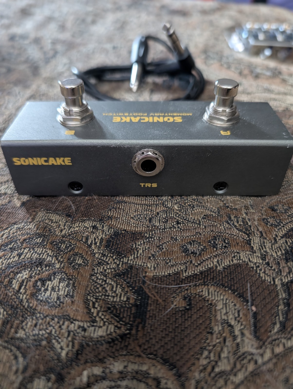 SONICAKE Dual Footswitch Pedal for Guitar Effect Pedal Dual Momentary Foot Sw...