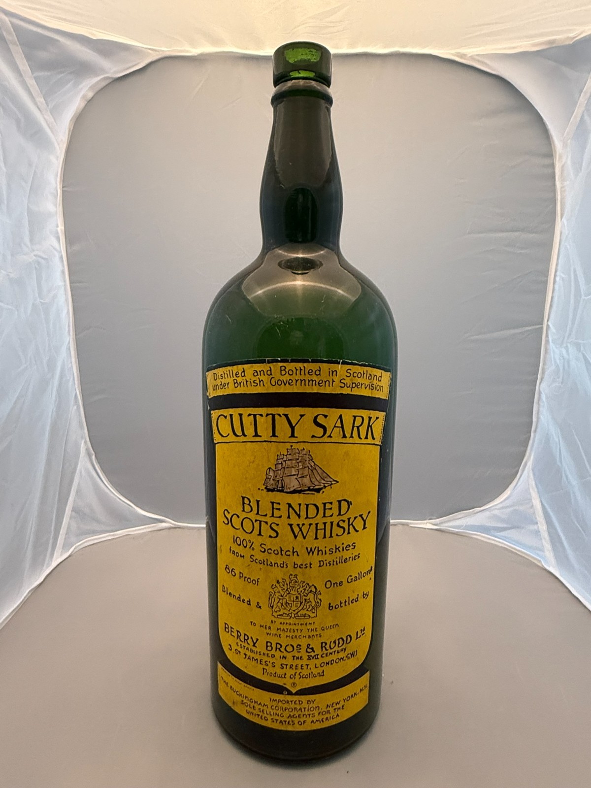 Cutty Sark Blended Scots Whisky Large 1 Gallon 18” Display Advertising Bottle