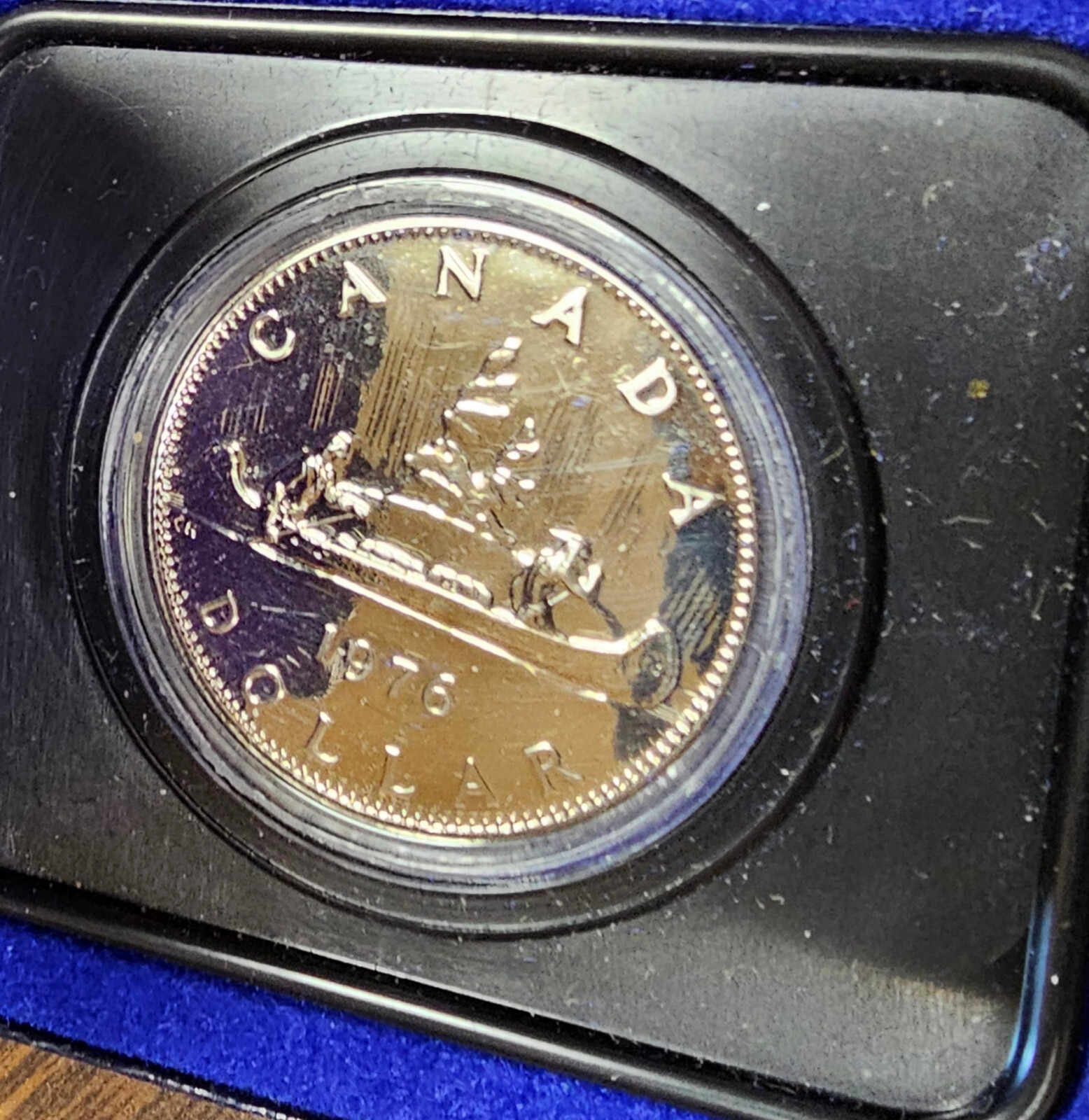 1971-1976 Canada Uncirculated Nickel Dollars 7 in their original mint case