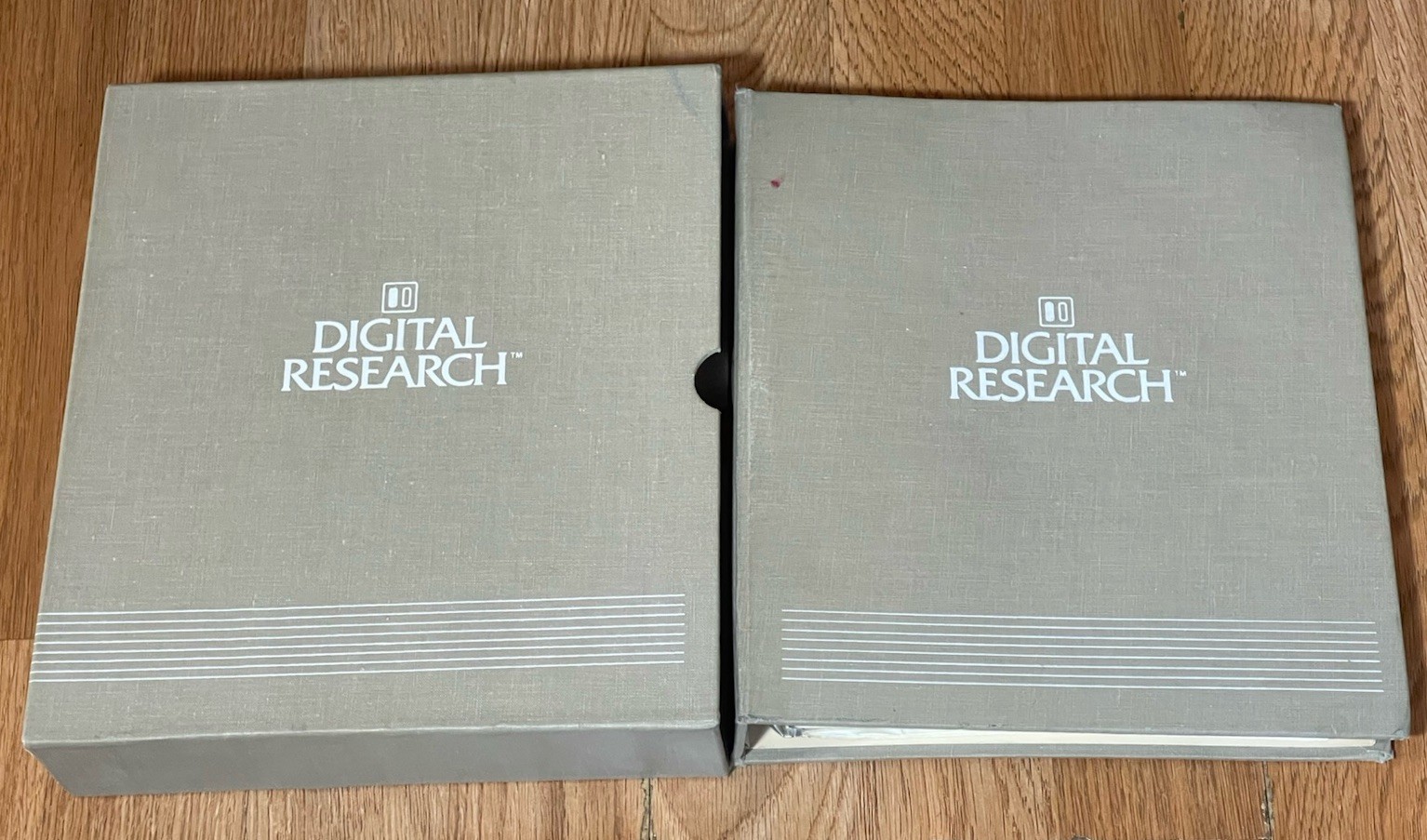 Rare Digital Research 1983 Display Manager 1.0 Disk Set W/ Reference Manual