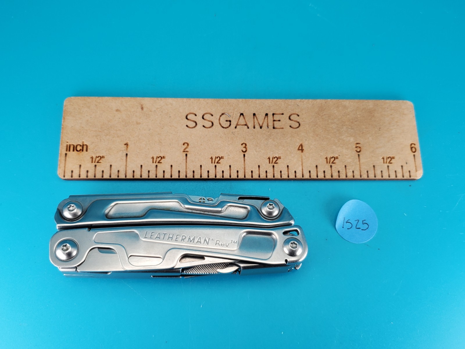Leatherman Rev 3.8" Multi-Tool, Stainless!