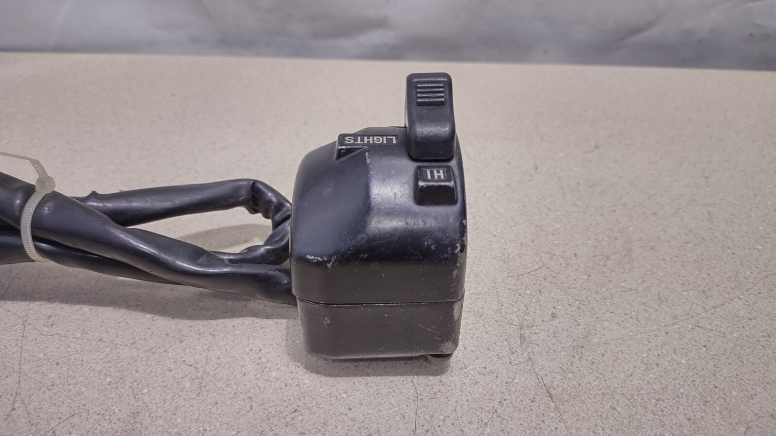 1982 Yamaha Virago XV920 Left Handlebar Switch Lighting Switch #PL-222