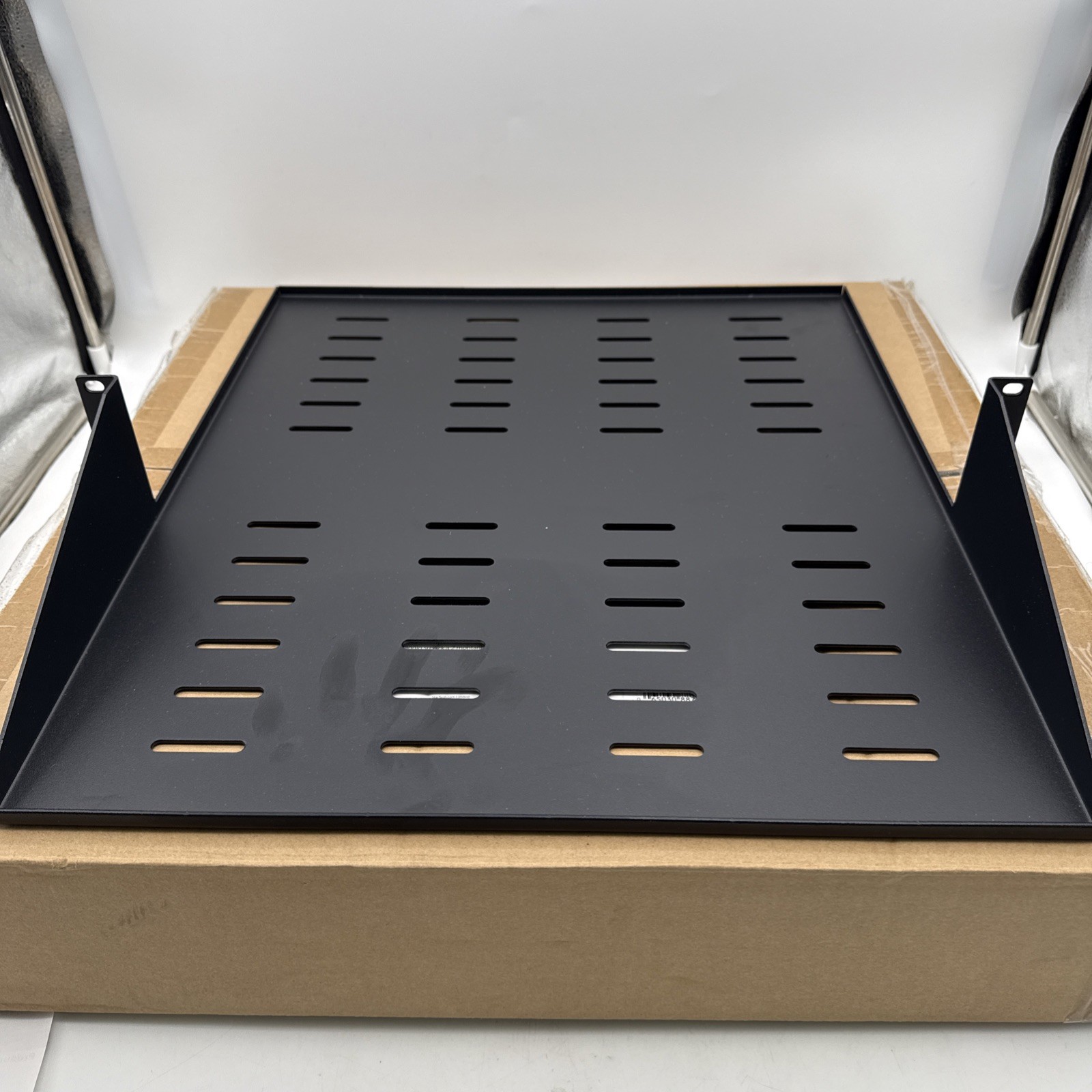 NEW StarTech 2 Post Vented Server Rack Shelf Mount Up to 75 lb. CABSHF2POSTV2