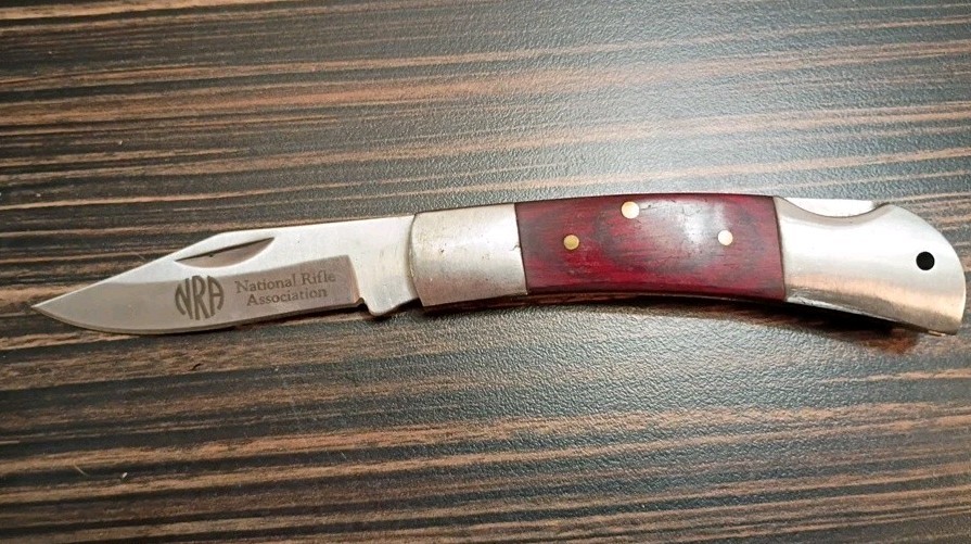 National Rifle Association NRA 440 Stainless Steel Rosewood Folding Pocket Knife