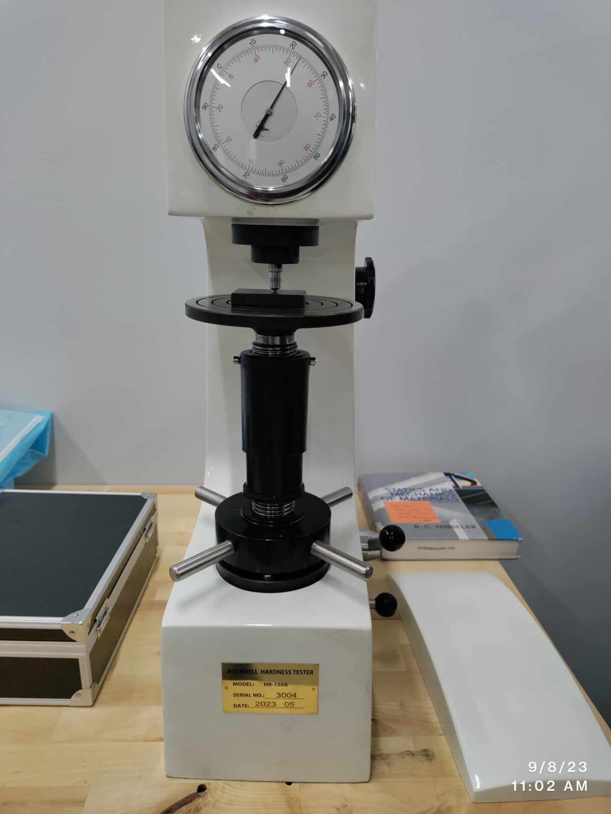 HR-150A Rockwell Hardness Tester  Free shipping within USA （NIB）