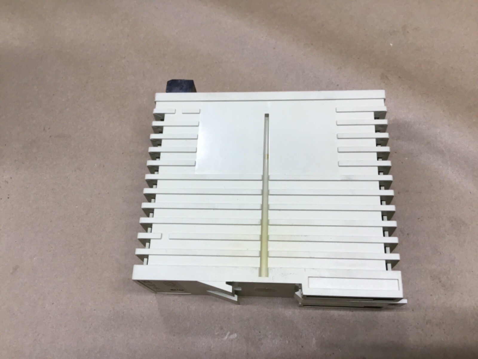 S​CHNEIDER MODICON 499NES18100 ETHERNET SWITCH CABLING SYSTEM #50H37*KR