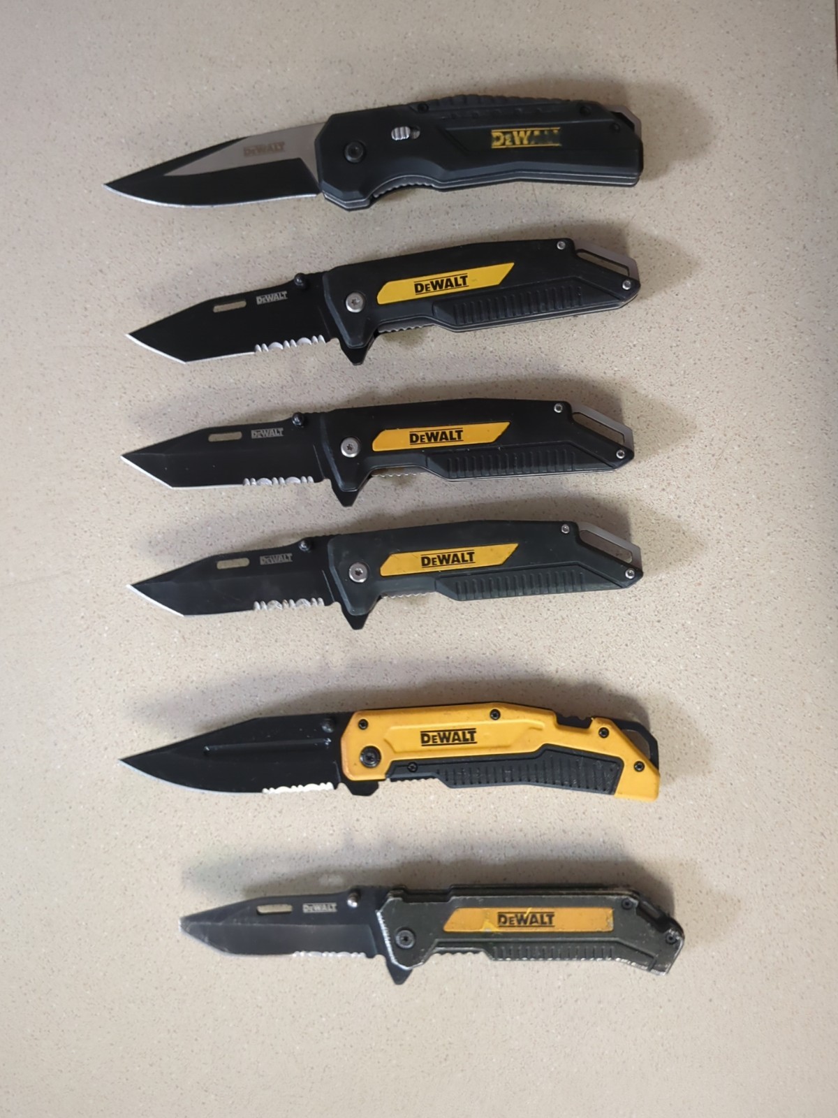 Lot of 6 DeWalt Folding Pocket Knives, Utility Knives - Free Shipping