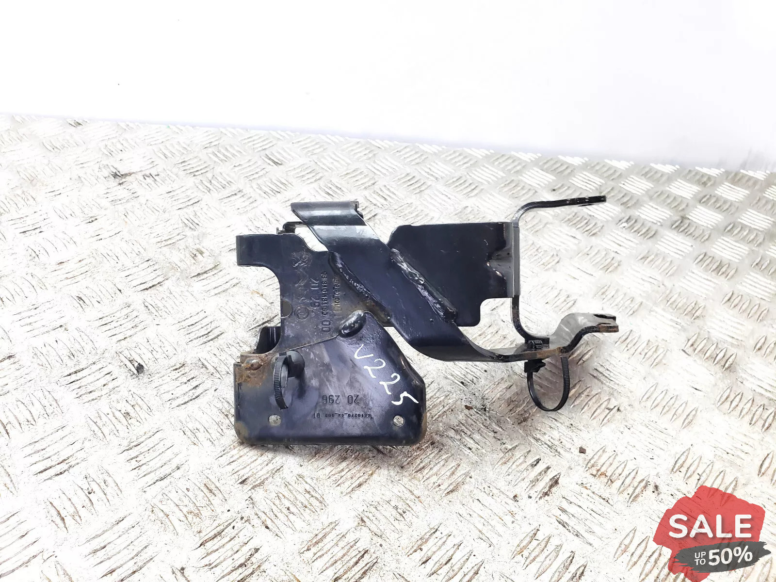 PEUGEOT 2008 MK2 2021 ABS PUMP MODULE BRACKET SUPPORT HOLDER 9831013180