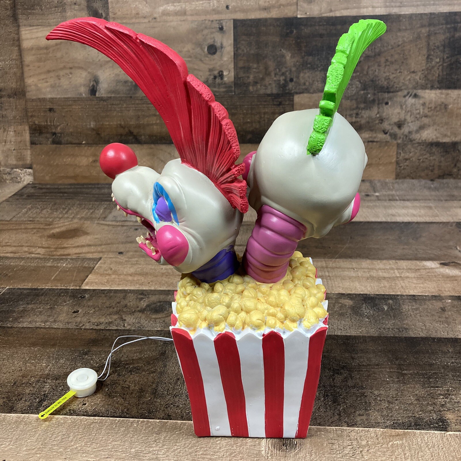 Killer Klowns From Outer Space Popcorn Babies Light Up Statue Spirit Halloween