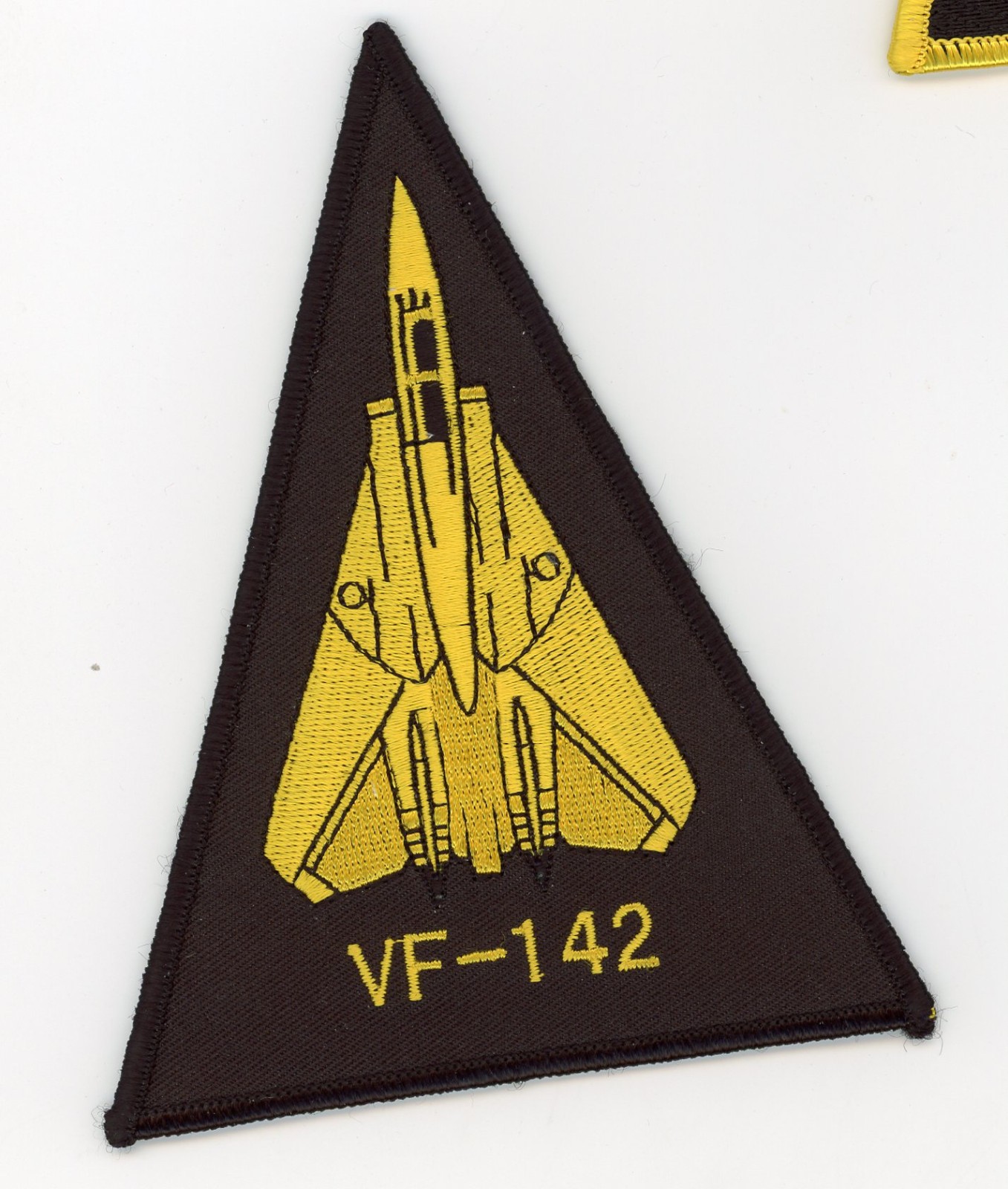 PATCH USN F-14 TOMCAT VF-142 GHOSTRIDERS TRIANGLE BLACK IRON ON PARCHE