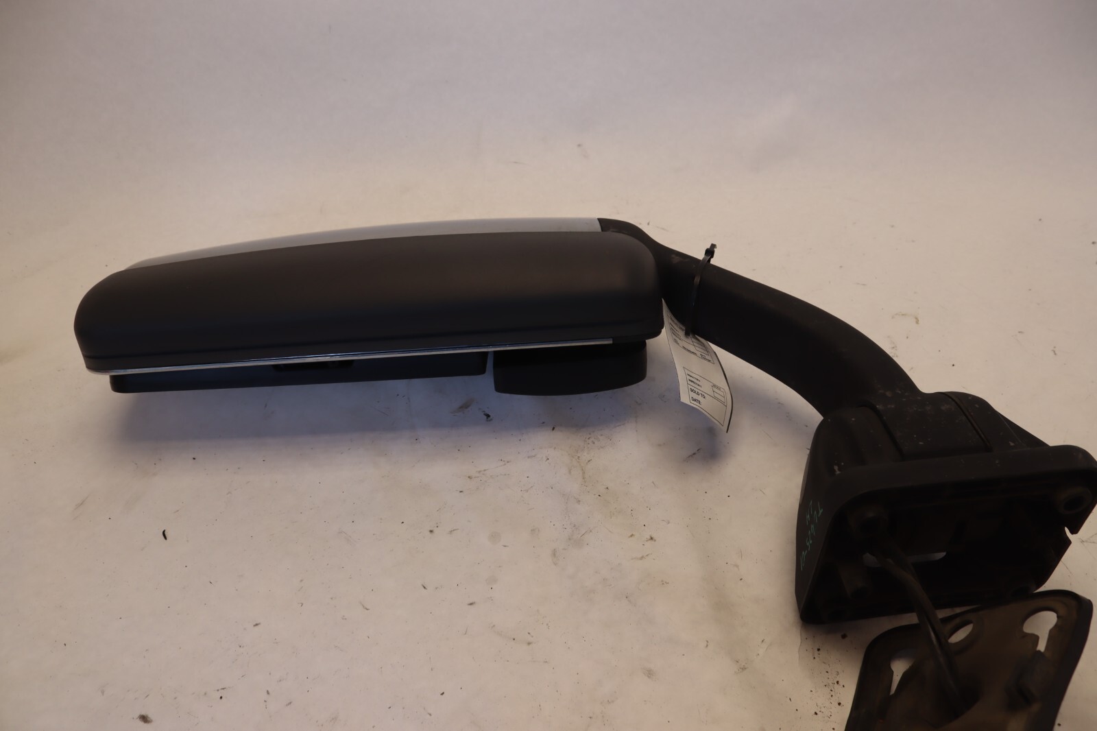 2008-2017 FREIGHTLINER CASCADIA 125 FRONT LEFT DRIVER SIDE DOOR MIRROR OEM