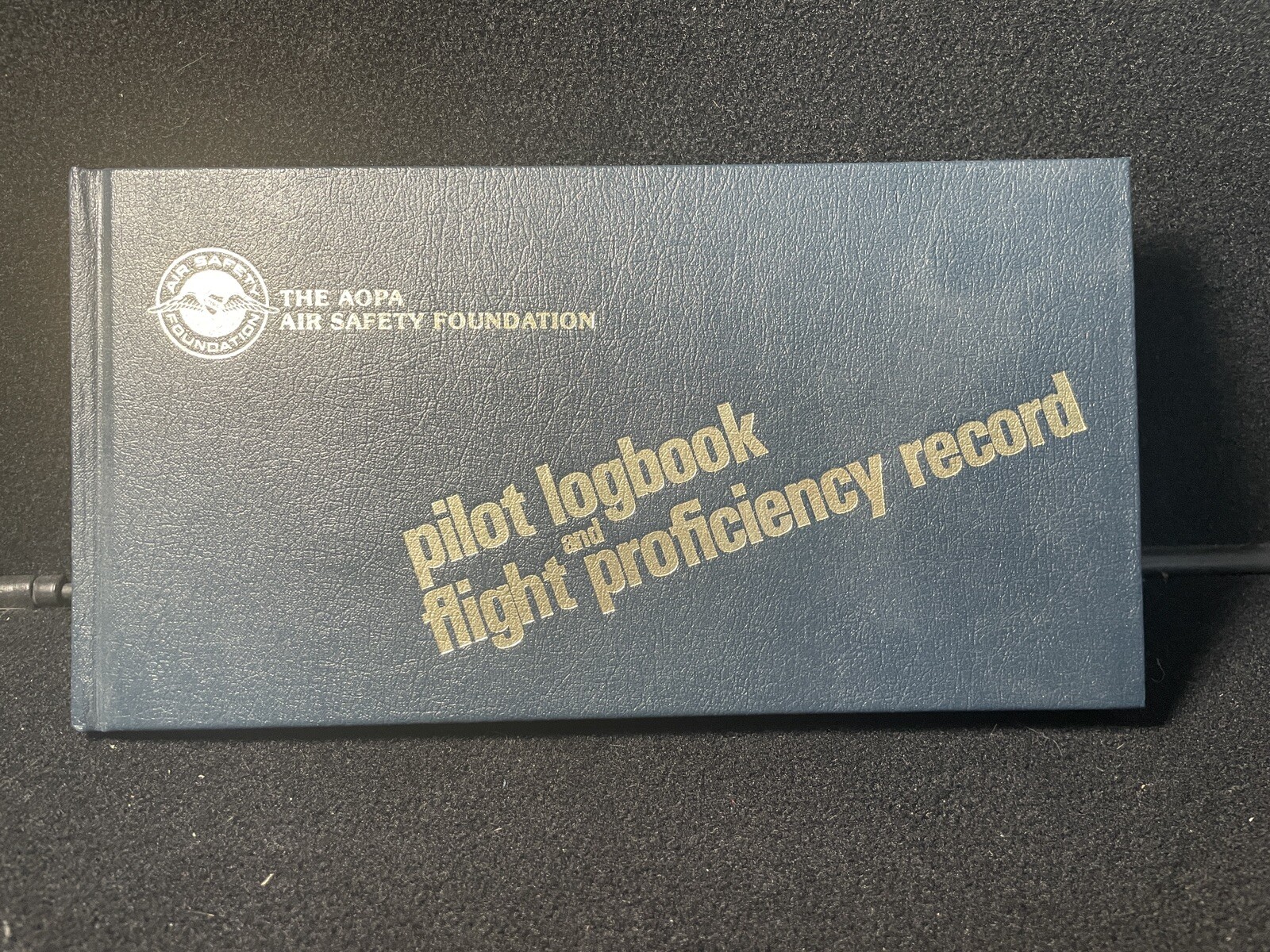 Vintage AOPA Air Safety Foundation 1976 Pilot Log Book, Unused