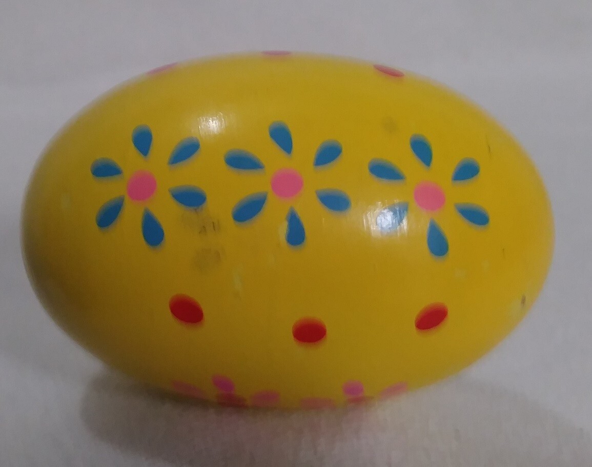 Wooden Egg Shaker Rattle Kids Musical Percussion Instrument Yellow Pop Floral
