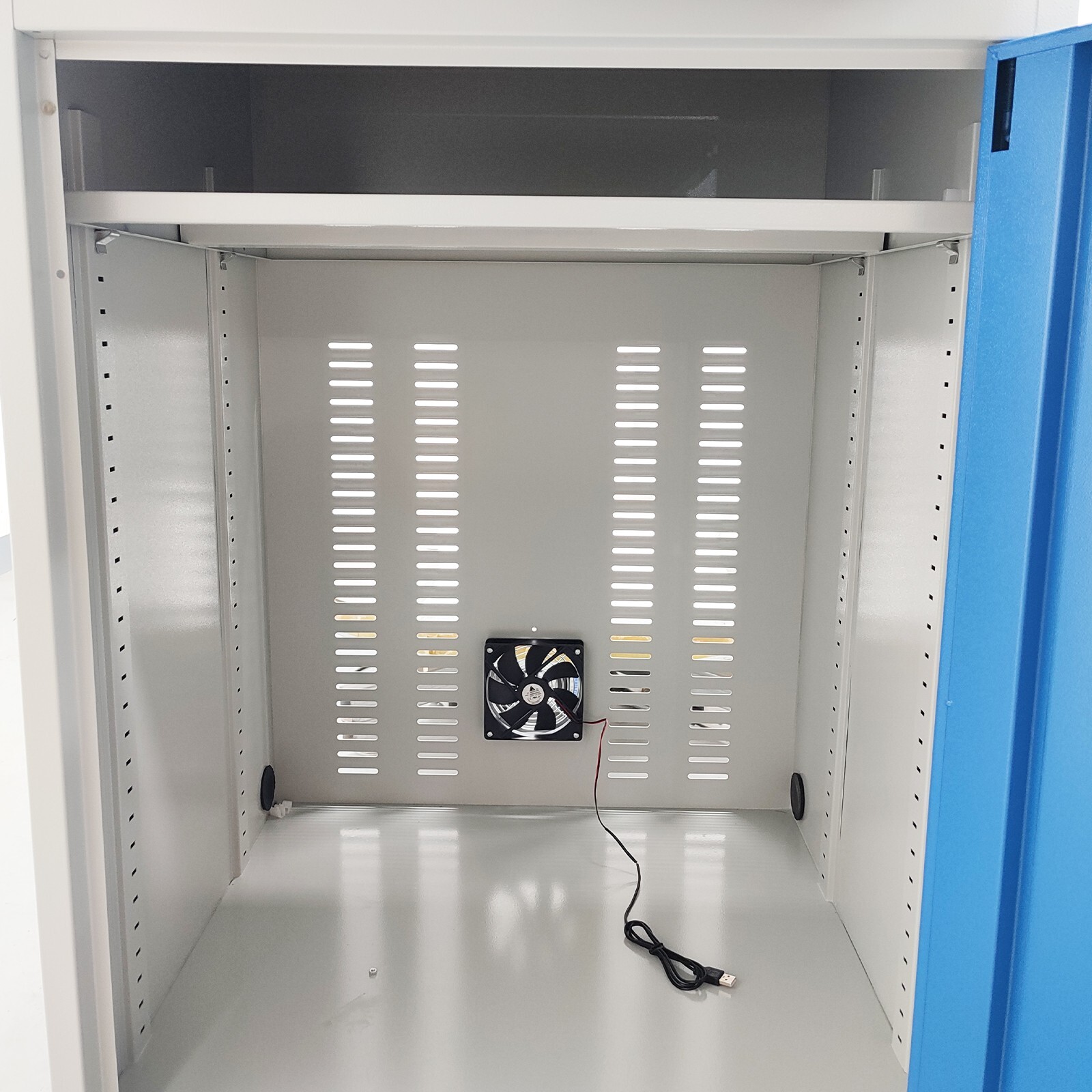 Mobile Security LCD Computer Cabinet Computer Dustproof Anti-theft Cabinet Tools