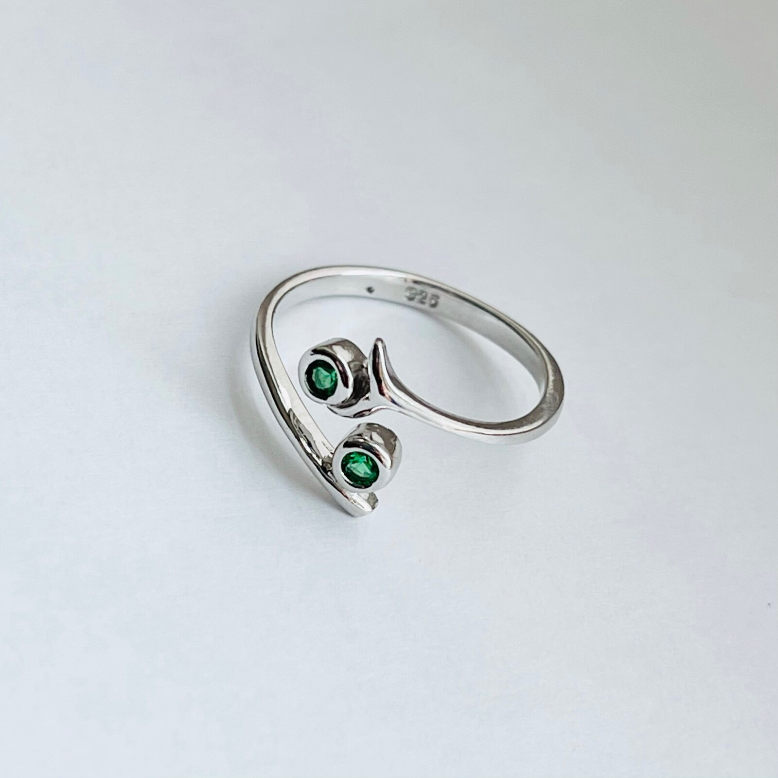 Sterling Silver Toe Ring With Emerald CZ, Silver Ring, CZ Ring, May Birthstone