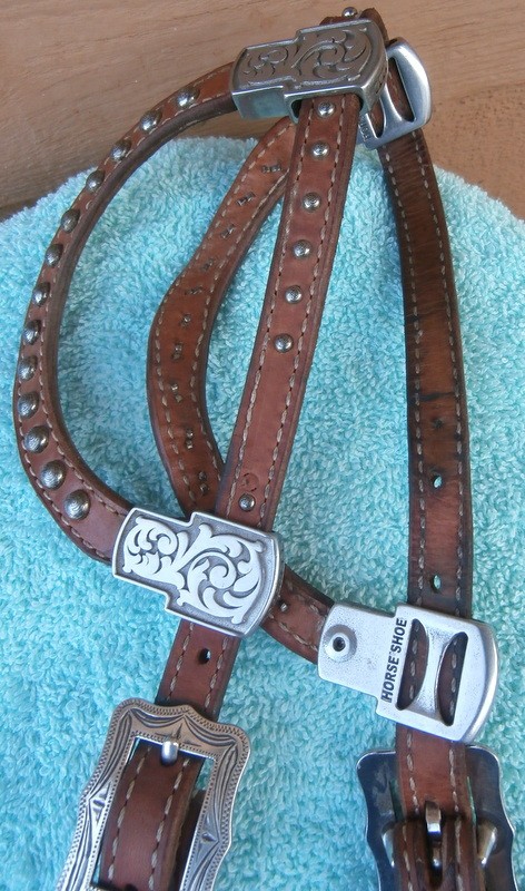 Studded Double Ear Horse Headstall 4 Berry Edge Cheek Silver Conchos Silver Bkls