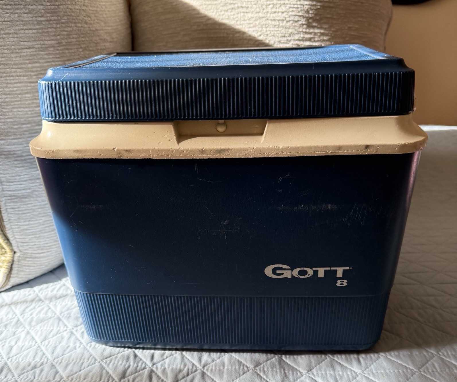 GOTT 8 Qt Vintage Blue/Beige Insulated Cooler Ice Chest w/ Handle & Drain