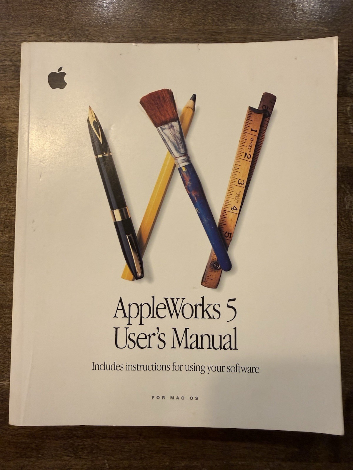 Apple Works 5 Users Manual FOR MAC OS