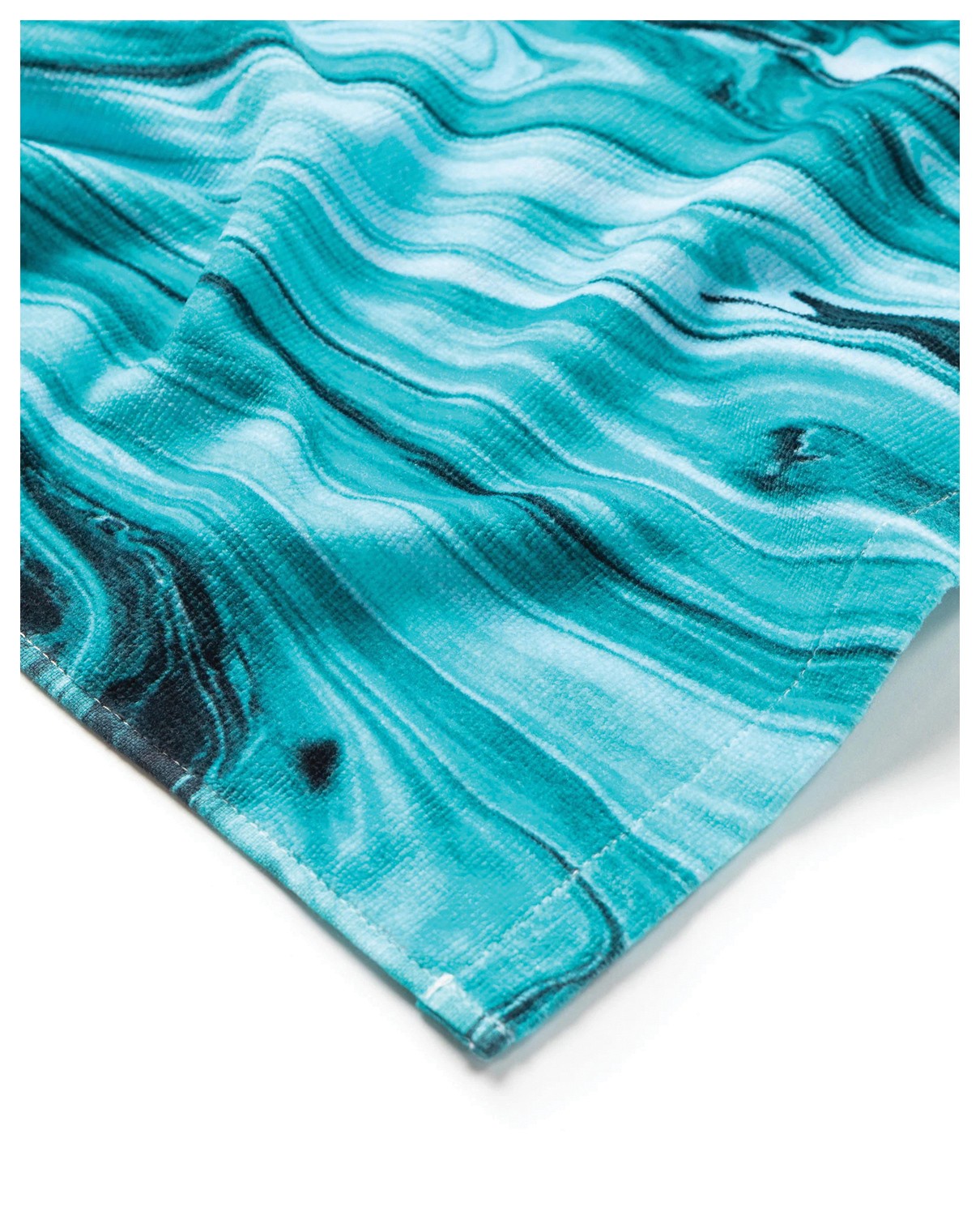 Leus Resin Beach Eco Towel - Sustainable, Fast-Drying Microfiber, Soft & Stylish