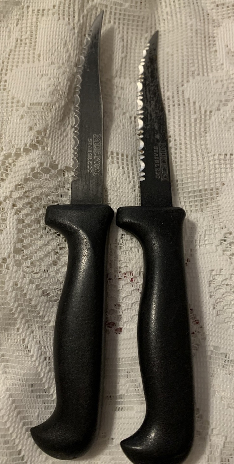 ❤️Vintage Nikkei Stainless Coated Steel Steak Serrated Knife Set Of 2