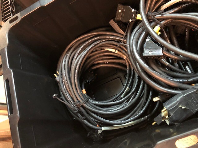 Stage Pin 3 cable male to female 20a 125v 15a 250v 25ft BATES