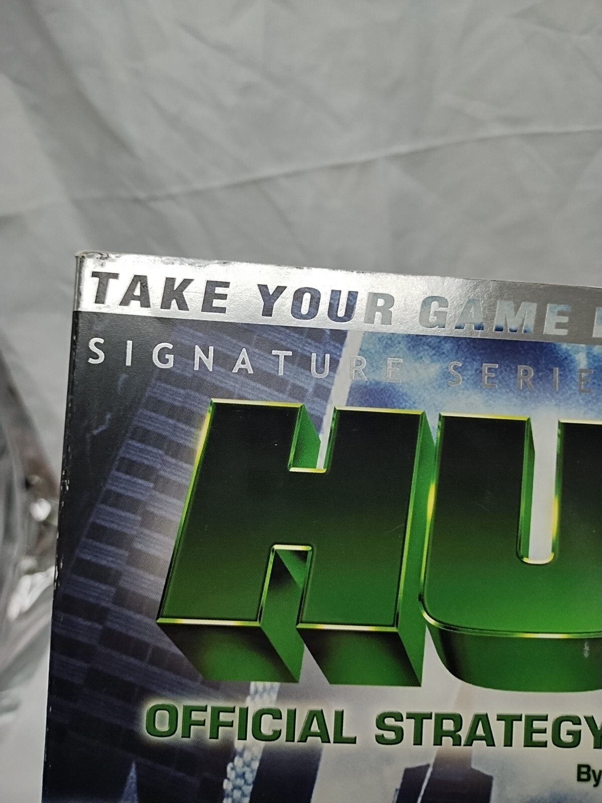 Hulk Official Strategy Guide Book With Poster Insert