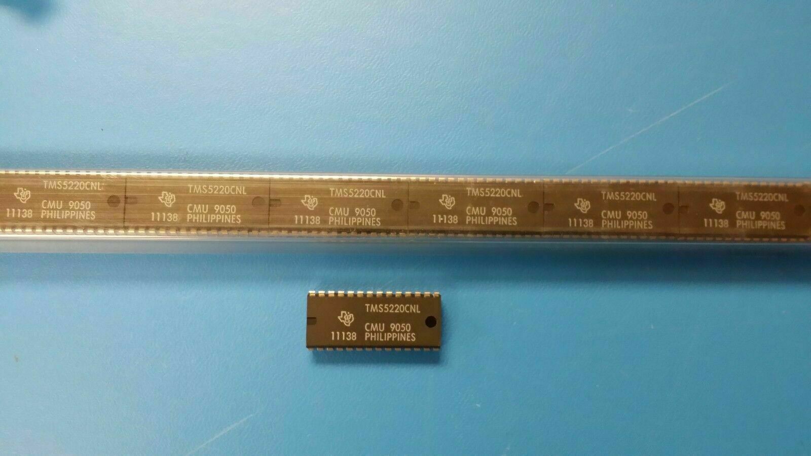 (2 PCS) TMS5220CNL TI IC,SPEECH SYNTHESIZER,MOS,DIP,28PIN,PLASTIC